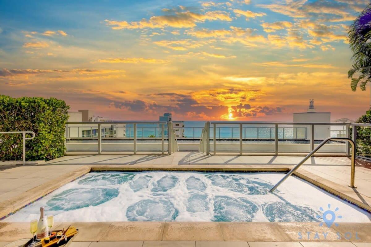 Apartment With Bay View Balcony - Pool - Up To 6 - Gym Hollywood Dış mekan fotoğraf
