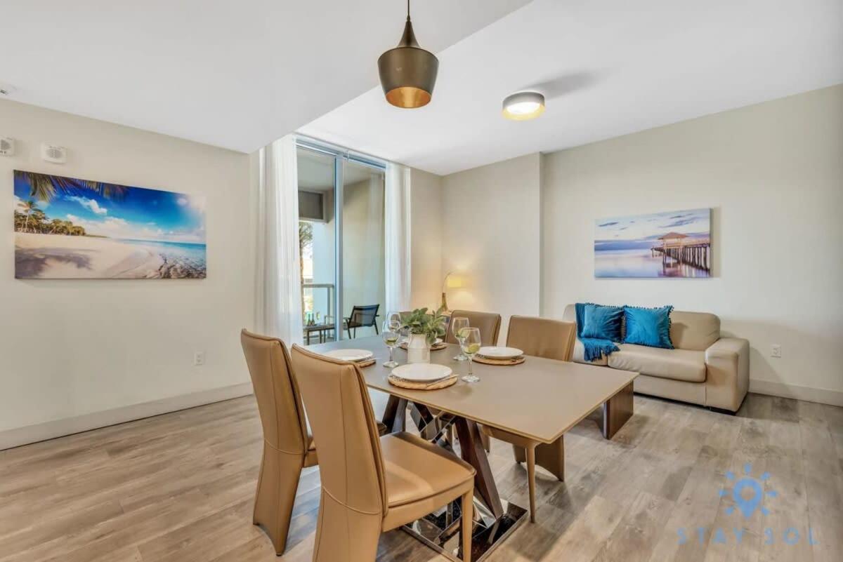 Apartment With Bay View Balcony - Pool - Up To 6 - Gym Hollywood Dış mekan fotoğraf