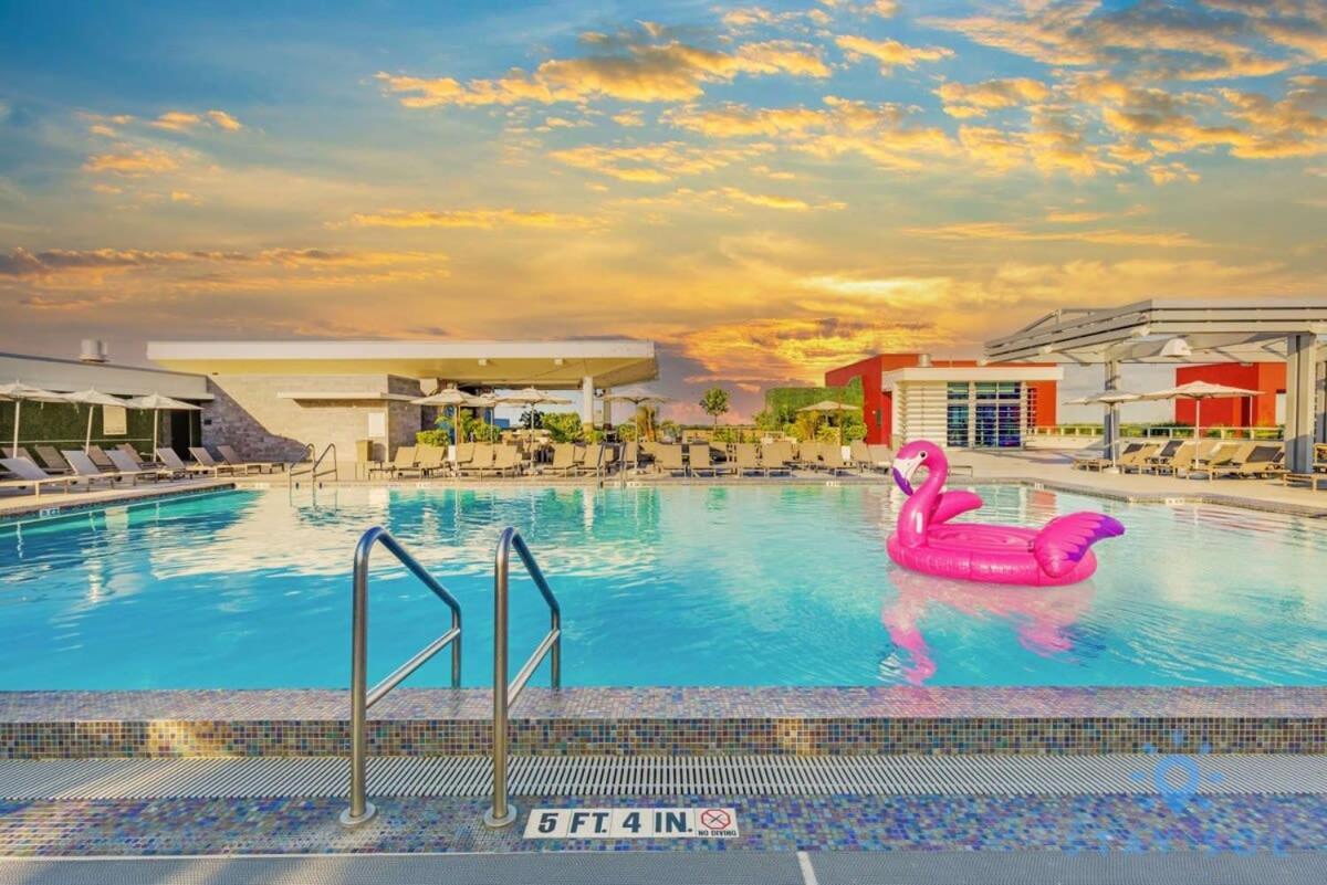 Apartment With Bay View Balcony - Pool - Up To 6 - Gym Hollywood Dış mekan fotoğraf